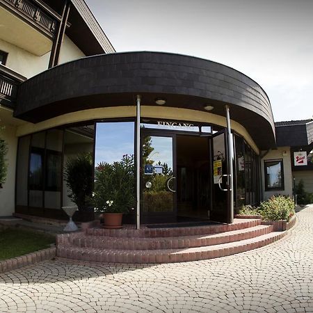 Tennis- Und Freizeitzentrum Neudoerfl Neudorfl Zewnętrze zdjęcie